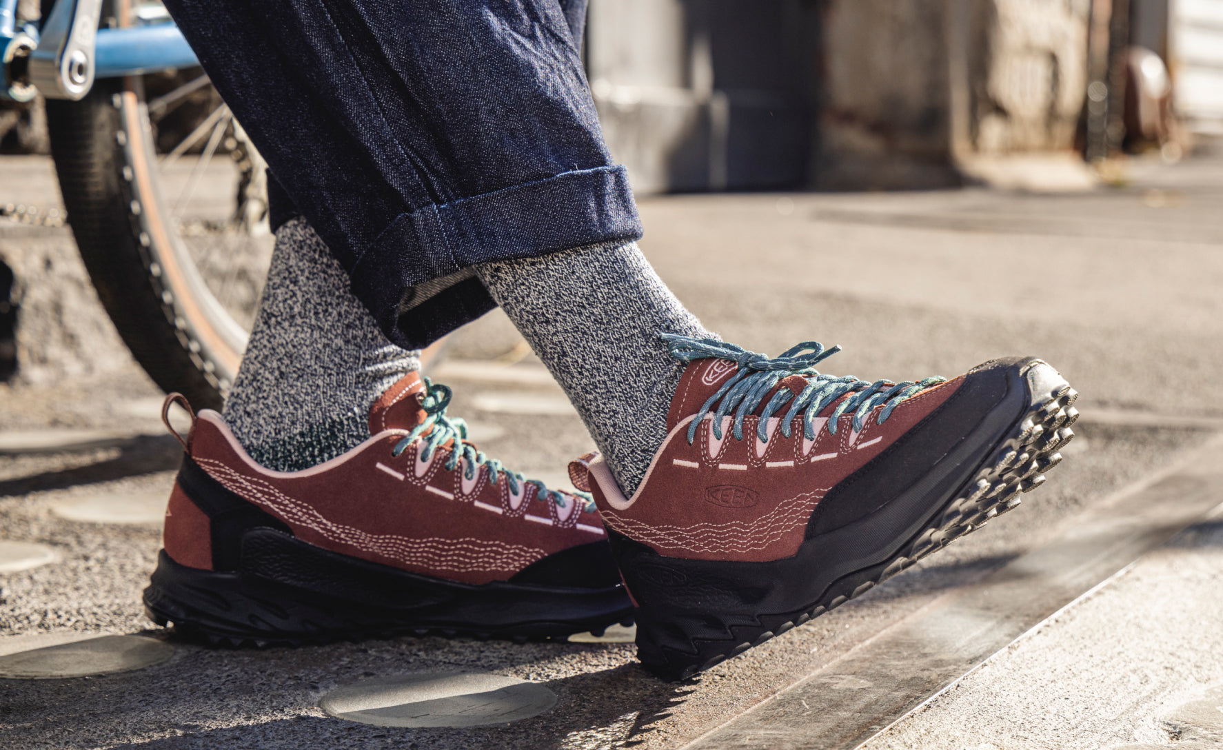 Women's Jasper Zionic Sneaker x Pilgrim Surf + Supply | Marron/Adobe Rose - Image 8