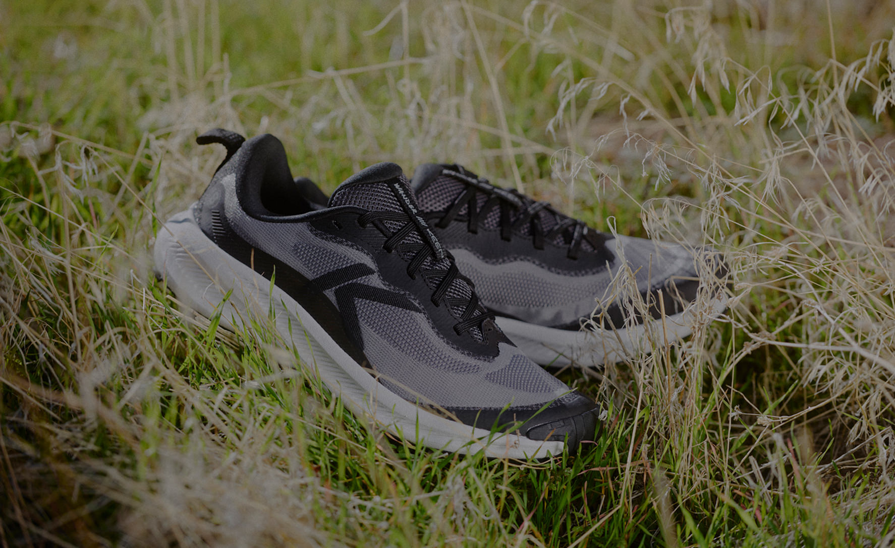 Women's Wander Trail Running Shoe | Black/Magnet - Image 10