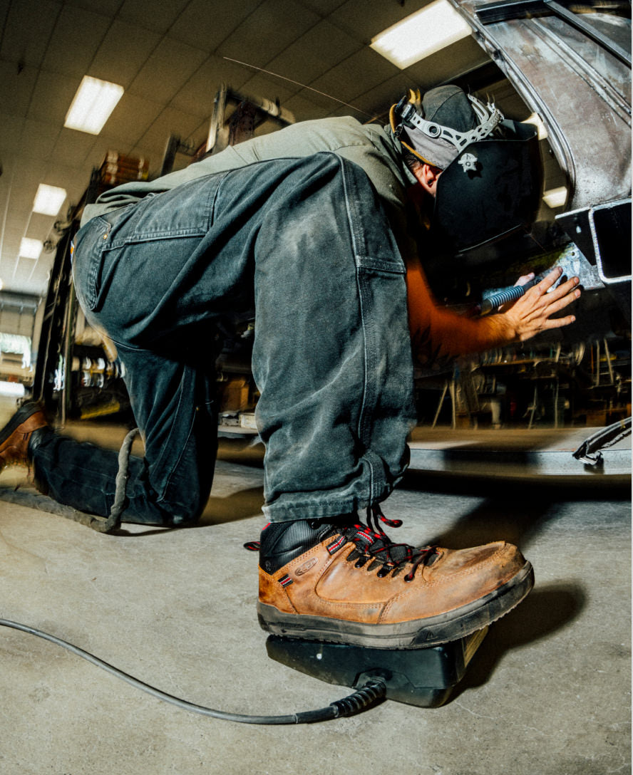 Men's Gibson Hiker Work Boot (Carbon Toe) | Bison/Black - Image 8