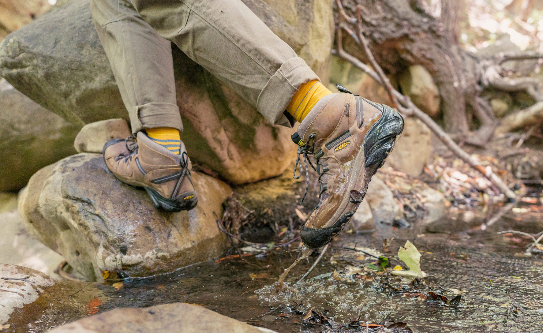 Men's Targhee II Waterproof Mid Wide | Shitake/Brindle - Image 5