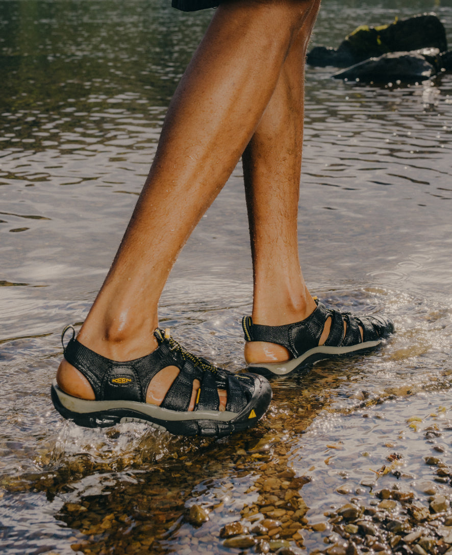 Men's Newport H2 Sandal | Gradient Dark Olive - Image 8